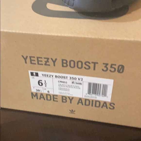 Yeezys breds - Picture 2 of 2